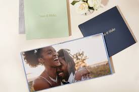 Create your own diy wedding albums and custom wedding books at my bridal pix. How Much Do Wedding Albums Cost Zola Expert Wedding Advice