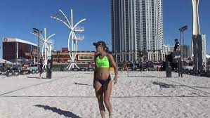 Nina betschart und tanja hüberli sind schweizer beachvolleyball meisterinnen 2019. Tanja Huberli Und Nina Betschart Wir Wollen Uns Im Moment Selber Etwas Freiraum Lassen Youtube