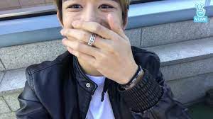 مدونة لترجمة جميع برامج انسيتي. Lucas On Vlive 180315 Lucas Nct Pop Group