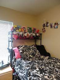 The Freshman 15 15 Things You Didn T Think To Bring Shouldn T Forget For Your Dorm Cool Dorm Rooms Dorm Room Dorm Sweet Dorm