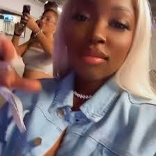 Lashae Walker's Instagram, Twitter & Facebook