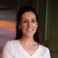 600+ "Simone ..." profiles