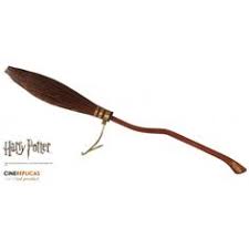 This broomstick was arranged for harry by professor minerva mcgonagall after he was given a spot on the gryffindor quidditch team, as seeker. 19 Nimbus 2000 Prop Ideas Harry Potter Harry Potter