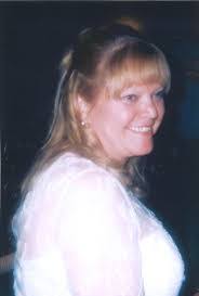 Joanne Stratton's Instagram, Twitter & Facebook