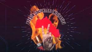 Gel deyin kızıl atlarıyla güneşe gidenlergel deyin ben de geleyimyol verin ateşin çocuklarıatlarınıza alın beni deçeliğine volkan vurmuşkılıçtır. Anf Atesin Cocuklari Inisiyatifi Nden 9 Kentte Yakmalar