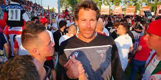 Pour le match de barrage top 14/pro d2 entre bayonne et biarritz samedi (17h30), l'aviron bayonnais enregistre trois retours importants. Qpw5j3qzziicam