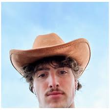 Die hard fan check in