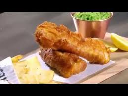 Gordon Ramsy Classic Fish And Chips Youtube Fish And Chips Restaurant Fish N Chips Recipe Beer Battered Fish