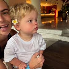 Happy Birthday to our favourite fish 🐠 loving boy 🤍 the girls love you  more than anything! And their favourite thing to do is to tell EVERYONE and  ANYONE that will listen