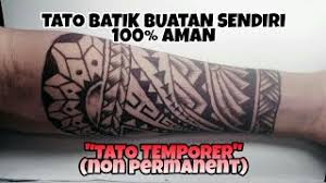 Batik ini memiliki makna keindahan atau kecantikan yang membuat orang yang memandangnya jadi terpesona. Bikin Tato Batik Mudah Dan Aman Non Permanent Youtube