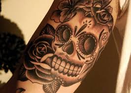 C'est vous qui allez regarder ce tatouage tête de mort mexicaine tous les jours, alors il doit vous plaire vraiment. 60 Riesige Grosse Und Riesen Tattoos