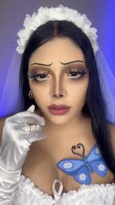 Haciendo el maquillaje de Emily como me lo imaginé 🦋🥀 #mariafermendiola  #halloweenmakeup #elcadaverdelanoviamakeup #elcadaverdelanovia #timburton