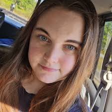 How to make the moon look big in a photo?