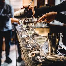 Don T Catch A Falling Knife Martini Bar Cocktail Photography Cocktails