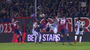 Follow the vibe and change your wallpaper every day! Fallruckzieher A La Cristiano Ronaldo Juventus Erlebt In Der Serie A Beim Fc Crotone Ein Deja Vu