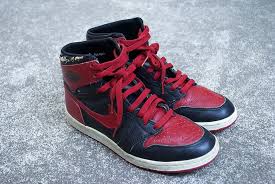 Nike Air Jordan 1 Retro High Og Black White Red Vintage Og Nike Air Jordan 1 1985 Banned Chicago Black Red Sz9 Menssneakers Sneakers Sneakers Men Fashion Air Jordans Air Jordans Retro