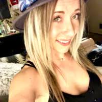 Jackie Vallejo's Instagram, Twitter & Facebook