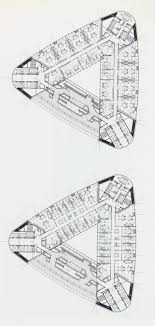 It measures 225 feet on its long axis, and 87 feet wide at its maximum width. Norman Foster Commerzbank Tower Frankfurt Germany 1991 97 Norman Foster How To Plan Skyscraper Architecture