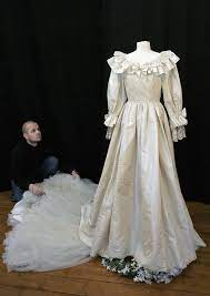 Diy Style For Creative Fashionistas Princess Diana Wedding Dress Princess Diana Wedding Diana Wedding Dress