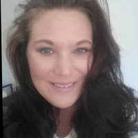 Kasey Goodman's Instagram, Twitter & Facebook