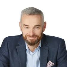 I was thinking that this video is for Tiktok only but it really is too  funny not to share here... 😂😂😂😂😂😂😂😂😂😂😂 Apologies to all the  people who might actually be named "Billie