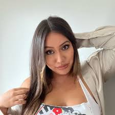 ✨𝕋𝕣𝕒𝕔𝕪 𝕃𝕪𝕟𝕖𝕥𝕥𝕖 ✨ (@itstracylynette)