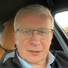 A en croire toutes les marques d'amitiés et d'émotion le jour de mon  départ, je me dis que j'ai plutôt bien réussi mes missions de Collègue et  de Manager 😊