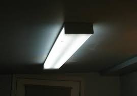Flourescent Light A Low Pressure Mercury Vapor Gas Discharge Lamp That Uses Fluorescence To Produce Visible