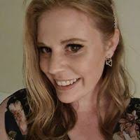 Alison Linney's Instagram, Twitter & Facebook