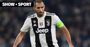Get giorgio chiellini latest news and headlines, top stories, live updates, special reports, articles, videos, photos and complete coverage at mykhel.com. Giorgio Chiellini Ich Werde Noch Mindestens Ein Jahr Spielen Und Will Zur Euro 2020 Juventus Chiellini Team Italy