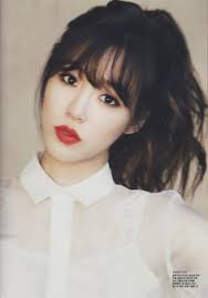 Seen On Countless Korean Female Celebrities This Hair Trend Is One Of The Most Popular Amongst Asian Ladies Asian Hair Womens Hairstyles Short Hair Styles