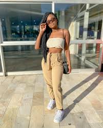 13 people named luana araujo living in the us. 921 Curtidas 27 Comentarios Luana Araujo Luanamaraujo No Instagram Na Paleta Amo Um Monocromatico Foto De Look Voces Go Look Poses Fotos Na Praia