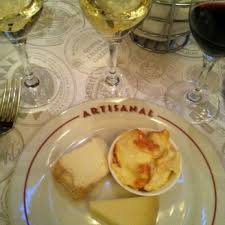 Enjoyed Dinner At Artisanal Bistro In Nyc Outstanding Fromagerie Wine Bar This Is Their Cheese Wine Flight F Creamy Dish My Favorite Food Artisan Cheese