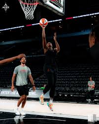 Video posted by Tawanrat Fah Chaiamnuay (@k_tawanrat)