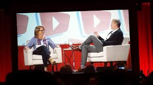 Katie Couric Ze Frank Talk The Power Of Social Video How Motion Pictures Are Animated Gifs