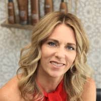 Lynn Burbank's Instagram, Twitter & Facebook