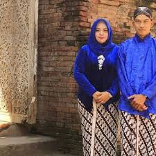 Model pakaian kemeja batik wanita terbaru. Pin Oleh Hub Hp Wa Sewa Baju Adat Di Sewa Baju Wayang Sewa Kostum Wayang Adat Jawa Di 2021 Baju Tari Tarian Baju Anak