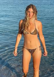 Angele Vivier - Free nude pics, galleries & more at Babepedia