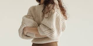 Voici une slection de prs de 150 modles gratuits de tricot pour les femmes, les ados et les hommes : Tous Nos Patrons Pour Tricoter Un Pull Pour Femme Marie Claire