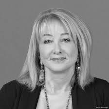 Susan Arledge's Instagram, Twitter & Facebook