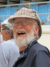 I remember Tavistock grammar school. I was there from 1950 -1955. I think a  lot of my friends are gone now. Would love to hear from anyone I was  friends with? I