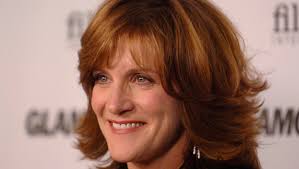 Carol Leifer gets laughs about middle age