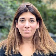 Tanya Shaw's Instagram, Twitter & Facebook