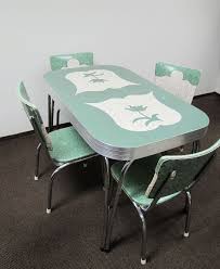Retro dining table is rated 4.1 out of 5 by 7. Retro Dining Room Table And Chairs Off 66