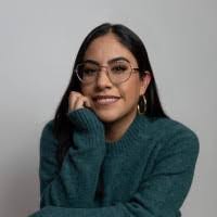 Jessica Serna's Instagram, Twitter & Facebook