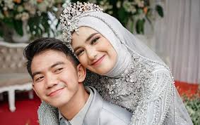 Ya iki diemin dulu, biarin dulu, karena kan memang segala sesuatu langsung ditanggepi malah akan menyakiti diri sendiri. Raut Sedih Nadya Curhat Pilih Menyerah Isyaratkan Sikap Keras Rizki Da