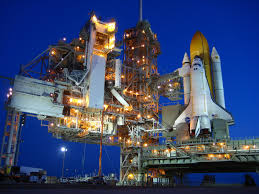 When i see pictures of the shuttle in space, it's hard to get a really good sense of scale and i always seem to get stuck imagining it's smaller than it really is. Rockets Space Shuttle Nasa Launch Pad Wallpaper Background Atlantis Space Shuttle Hdr 1600x1200 Download Hd Wallpaper Wallpapertip