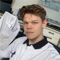 400+ "Plugge" profiles