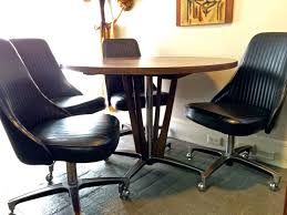 Chromcraft dinette sets are comfortable and would be a wonderful addition to your kitchen or dining room. Chromcraft Dining Table And Chairs Off 69