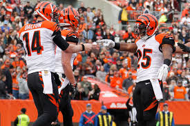 My goal with this weekly column is to get you actionable information as quickly as possible, regardless if if you're just looking for fantasy football rankings and only have 10 minutes to skim through for your sit/start decisions, then head over to the forecast. Fantasy Football Week 4 Rankings Projections And Matchups To Love Bleacher Report Latest News Videos And Highlights